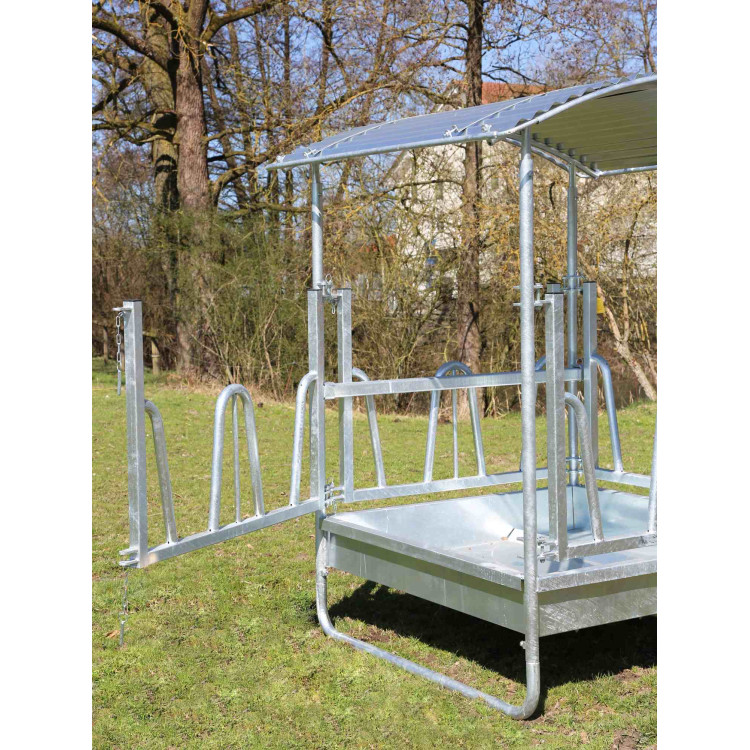 Comedero para heno con techo Hobby Kerbl galvanizado 1.5 x 1.5 m 8 caballos Comedero para heno con techo Hobby Kerbl galvanizado 1.5 x 1.5 m 8 caballos