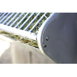 Comedero para heno de metal 14 kg Kerbl Comedero para heno de metal 14 kg Kerbl