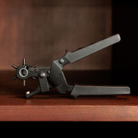 Alicate perforador extra fuerte Grooming Deluxe de Kentucky Negro