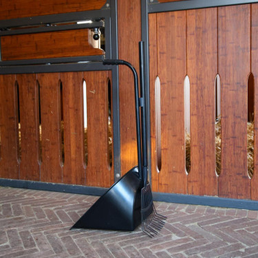 Recogedor de excrementos y rastrillo Grooming Deluxe de Kentucky Negro