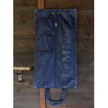 Bolsa de viaje LeMieux para chaqueta de concurso Luxe Marino Azul marino Bolsa de viaje LeMieux para chaqueta de concurso Luxe Marino Azul marino