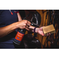 Pack cuidado del cuero Belvoir Duo Step 1 + Step 2 – CARR & DAY & MARTIN Pack cuidado del cuero Belvoir Duo Step 1 + Step 2 – CARR & DAY & MARTIN