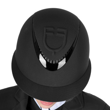 Casco para mujer con visera ancha y logotipo en relieve Equestro Negro