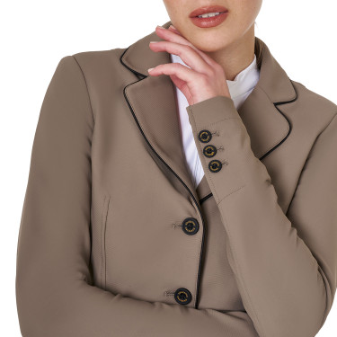 Chaqueta de concurso para mujer en tejido técnico elástico Equestro Nuez Marrón Chaqueta de concurso para mujer en tejido técnico elástico Equestro Nuez Marrón