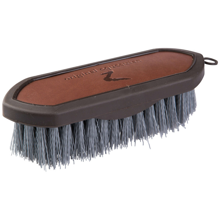 Cepillo groom con mango cuero Horze Maddox