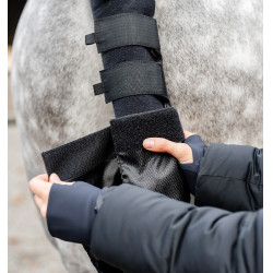 Protector de cola con bolsa Horseware Negro Protector de cola con bolsa Horseware Negro