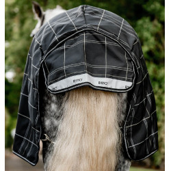 Manta Horseware Rhino Turnout Pony Bundle con forro de 0 g y 200 g Cuadros negros / negro y blanco Manta Horseware Rhino Turnout Pony Bundle con forro de 0 g y 200 g Cuadros negros / negro y blanco