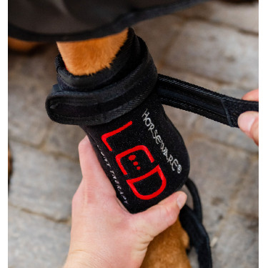 Protectores terapéuticos para perros Horseware con luz roja LED