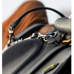 Pechopetral Horseware Micklem con martingala Negro