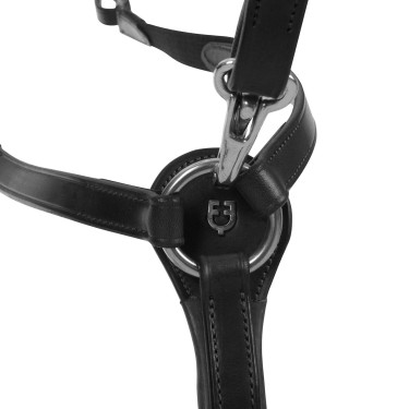 Pechopetral de cuero Equestro modelo Y Fork Negro