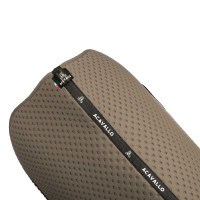 Manta de salto Acavallo Sublime en tejido técnico con lunares Tierra Marrón Manta de salto Acavallo Sublime en tejido técnico con lunares Tierra Marrón