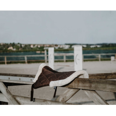 Almohadilla trasera Equithème Pro air Chocolate Marrón