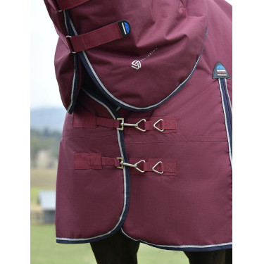 Manta ComFiTec Essential Turnout WeatherBeeta 50 g con cuello desmontable Burdeos / azúl marino