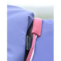 Manta ComFiTec Essential Turnout WeatherBeeta 50 g con cuello desmontable Azúl marino / burdeos