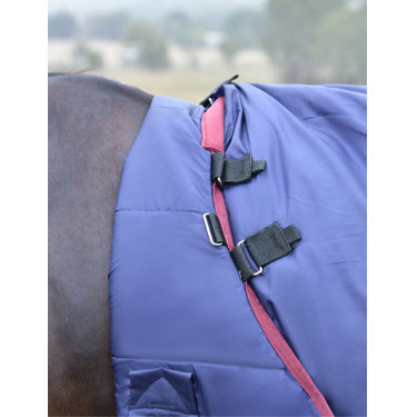 Manta ComFiTec Essential Turnout WeatherBeeta 50 g con cuello desmontable Azúl marino / burdeos