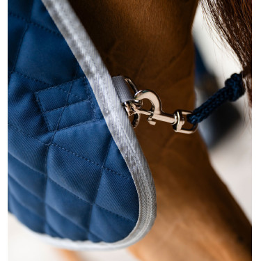 Manta de cuadra Horseware Amigo Plus Disco 200g Marino / gris titanio / plata Azul marino Manta de cuadra Horseware Amigo Plus Disco 200g Marino / gris titanio / plata Azul marino