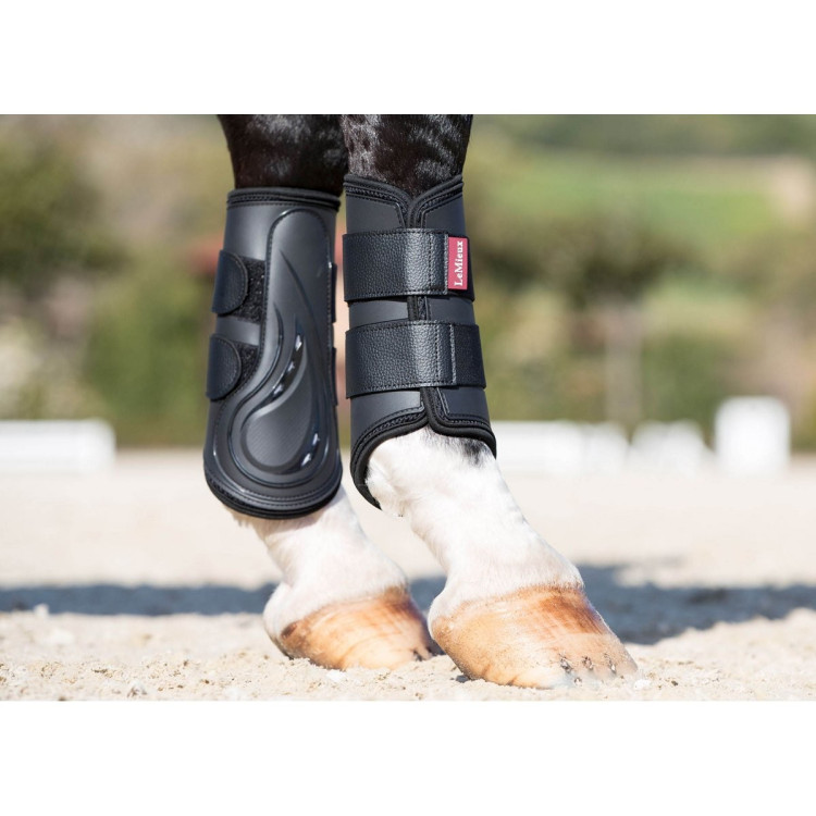 Protectores de tendón cerrados ProShell LeMieux Protectores de tendón cerrados ProShell LeMieux