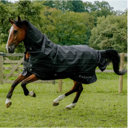 Manta impermeable EQUITHÈME – TYREX Lumin 600D Negro Manta impermeable EQUITHÈME – TYREX Lumin 600D Negro