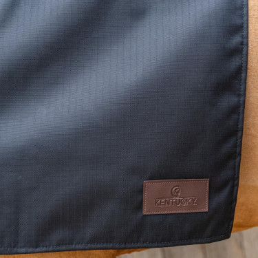 Cubrecuello Impermeable Classic Kentucky Negro