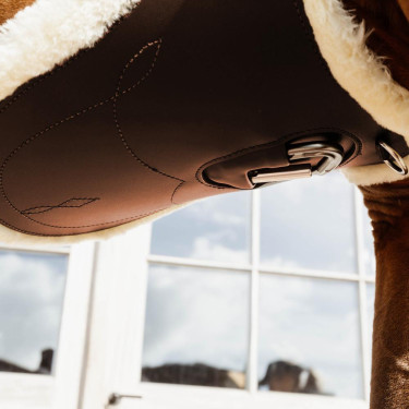 Cinchuelo bavero Kentucky anatómico borreguillo Castaño Marrón