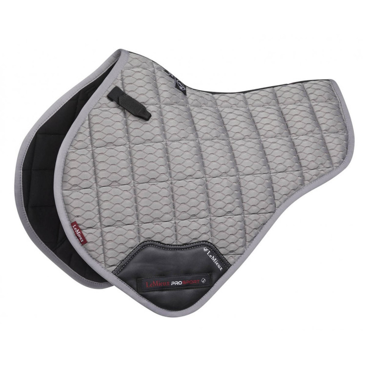 Mantilla LeMieux Carbon Mesh Close Contact Half Square Mantilla LeMieux Carbon Mesh Close Contact Half Square