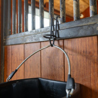 Soporte de cubo desmontable Mat Grooming Deluxe by Kentucky Negro