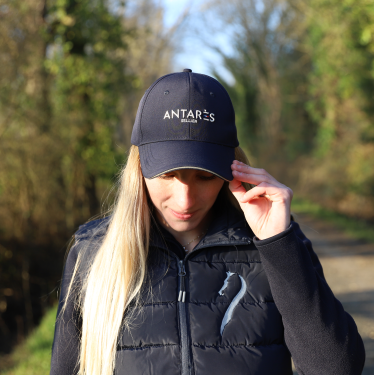 Gorra Antares con logotipo