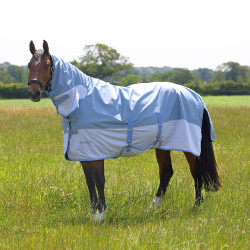 Manta antimoscas impermeable Shires Tempest Original Azul pálido