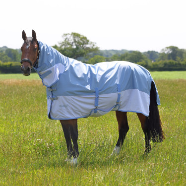 Manta antimoscas impermeable Shires Tempest Original Azul pálido