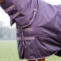 Manta de exterior integral 100 Shires Typhoon Negro cereza