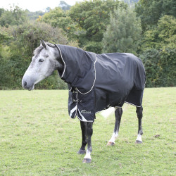Cuello para manta de exterior Plus 200 Shires Highlander Negro