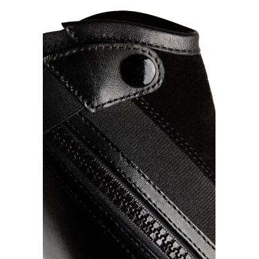 Mini-chaps Horze Wicklow con perforaciones florales Negro Mini-chaps Horze Wicklow con perforaciones florales Negro