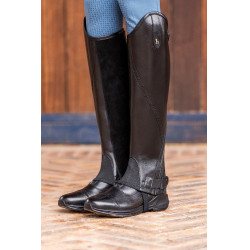 Mini-chaps Horze Wicklow con perforaciones florales Negro Mini-chaps Horze Wicklow con perforaciones florales Negro