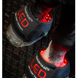 Mini Protector Terapéutico Horseware con Luz Roja LED Negro / negro