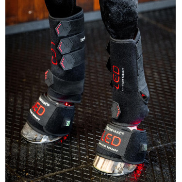 Gueteras de terapia Horseware con luz roja LED Negro / negro Gueteras de terapia Horseware con luz roja LED Negro / negro