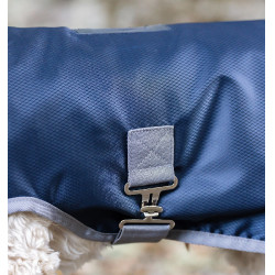 Manta terapéutica para perro Horseware Ionic 50 g Azul imperial / plateado y marino Manta terapéutica para perro Horseware Ionic 50 g Azul imperial / plateado y marino