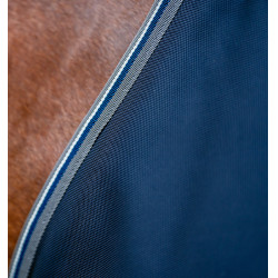 Manta Horseware Rambo 1680D Turnout 100g Marino / tormenta / gris plateado Azul marino Manta Horseware Rambo 1680D Turnout 100g Marino / tormenta / gris plateado Azul marino