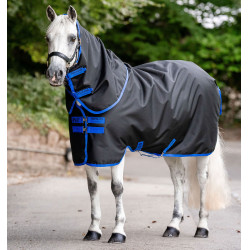 Manta Horseware Amigo Ripstop 900D Plus Poney Turnout 100g Negro / azul clásico
