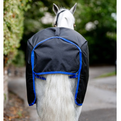 Manta Horseware Amigo Ripstop 900D Plus Poney Turnout 100g Negro / azul clásico