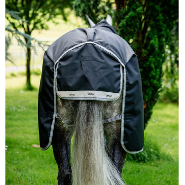 Manta Horseware Amigo 1200D Turnout Plus 50g Negro / gris titanio / plata