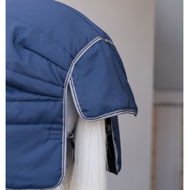 Manta Horseware Rambo Optimo Stable Plus 200g Marino / tormenta / gris plateado Azul marino Manta Horseware Rambo Optimo Stable Plus 200g Marino / tormenta / gris plateado Azul marino