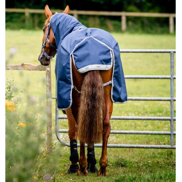 Cobertura Horseware Amigo 1200D Plus Turnout Bundle 50g 100g y 200g Marino / gris titanio / plata Azul marino Cobertura Horseware Amigo 1200D Plus Turnout Bundle 50g 100g y 200g Marino / gris titanio / plata Azul marino