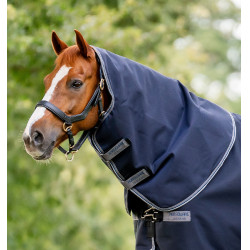 Cubrecuellos Horseware 150g para manta Rambo Supreme 1680D Marino / tormenta / gris plateado Azul marino Cubrecuellos Horseware 150g para manta Rambo Supreme 1680D Marino / tormenta / gris plateado Azul marino