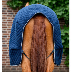 Manta Horseware Autumn Cooler 100g Marino / marino / plata Azul marino Manta Horseware Autumn Cooler 100g Marino / marino / plata Azul marino