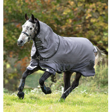 Manta impermeable reflectante para caballo 100g
