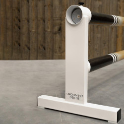 Candelabros de Cavaletti en T Grooming Deluxe by Kentucky Blanco