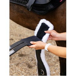 Cinch Hunter con forro desmontable Merino+ negro LeMieux Cinch Hunter con forro desmontable Merino+ negro LeMieux