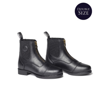 Veganza Young Paddock Mountain Horse