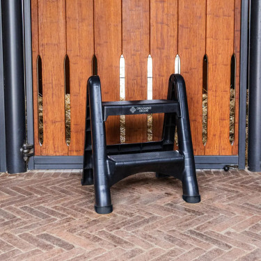 Escalón plegable 60 cm negro para equitación | EQUI-CLIC
