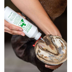 Aceite regenerador para cascos de caballo Keratil Aceite regenerador para cascos de caballo Keratil